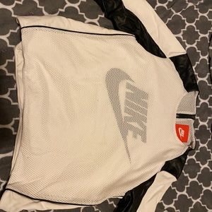 Nike sports sweater active top limited edition